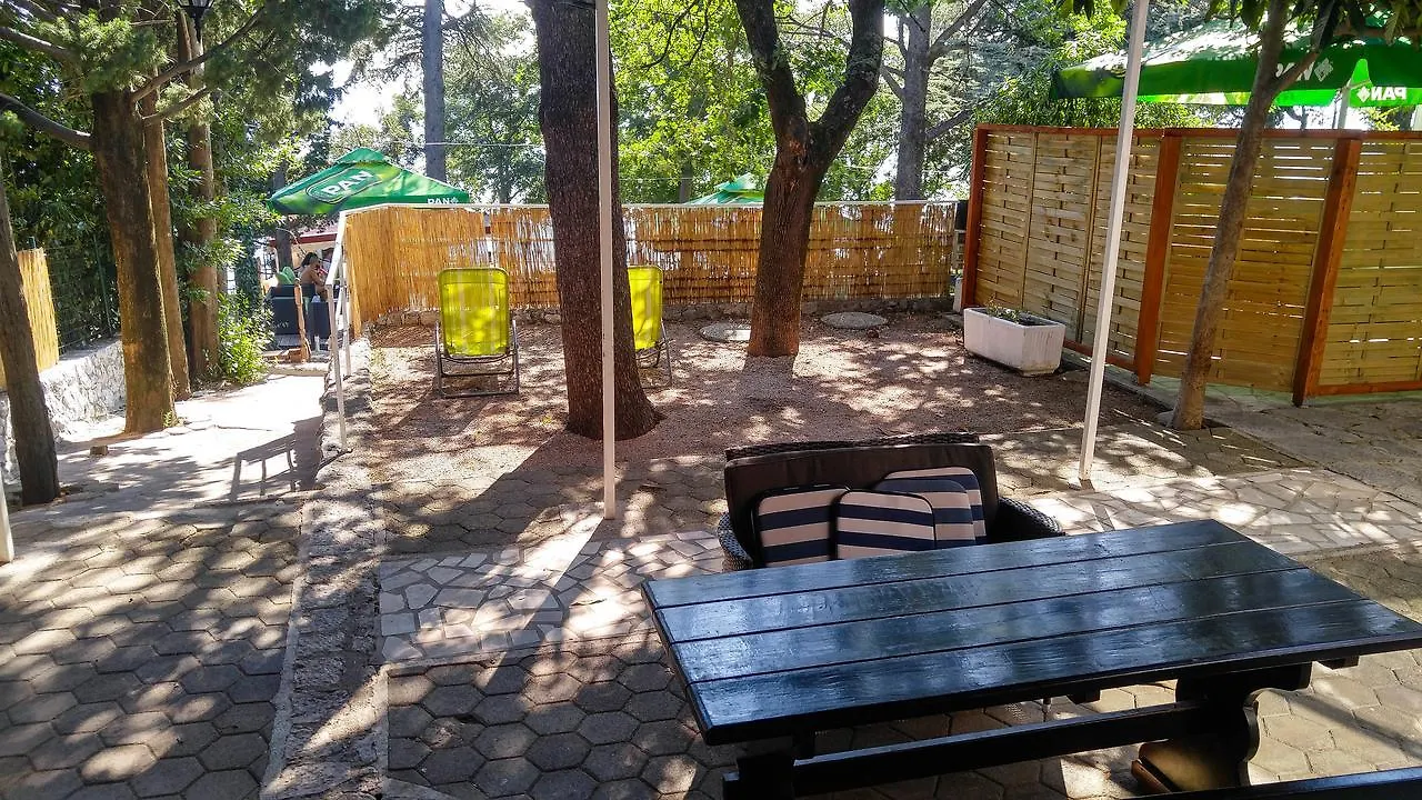 Dck Apartments
